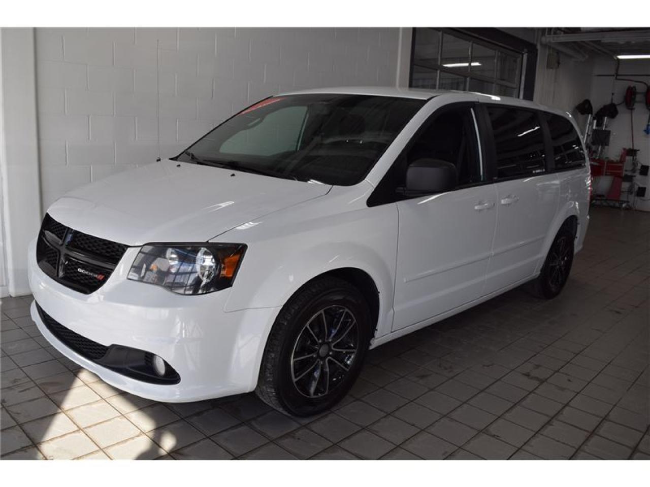 Used 2014 Dodge Grand Caravan Sxt-Blacktop-Dvd for sale in Mascouche, QC