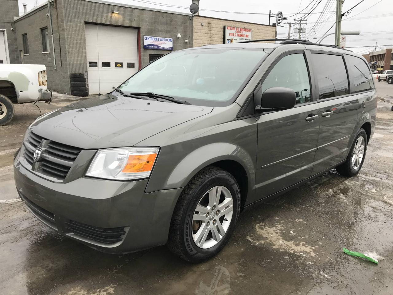 Used 2010 Dodge Grand Caravan Familiale 4 portes SE for sale in Montréal-Nord, QC