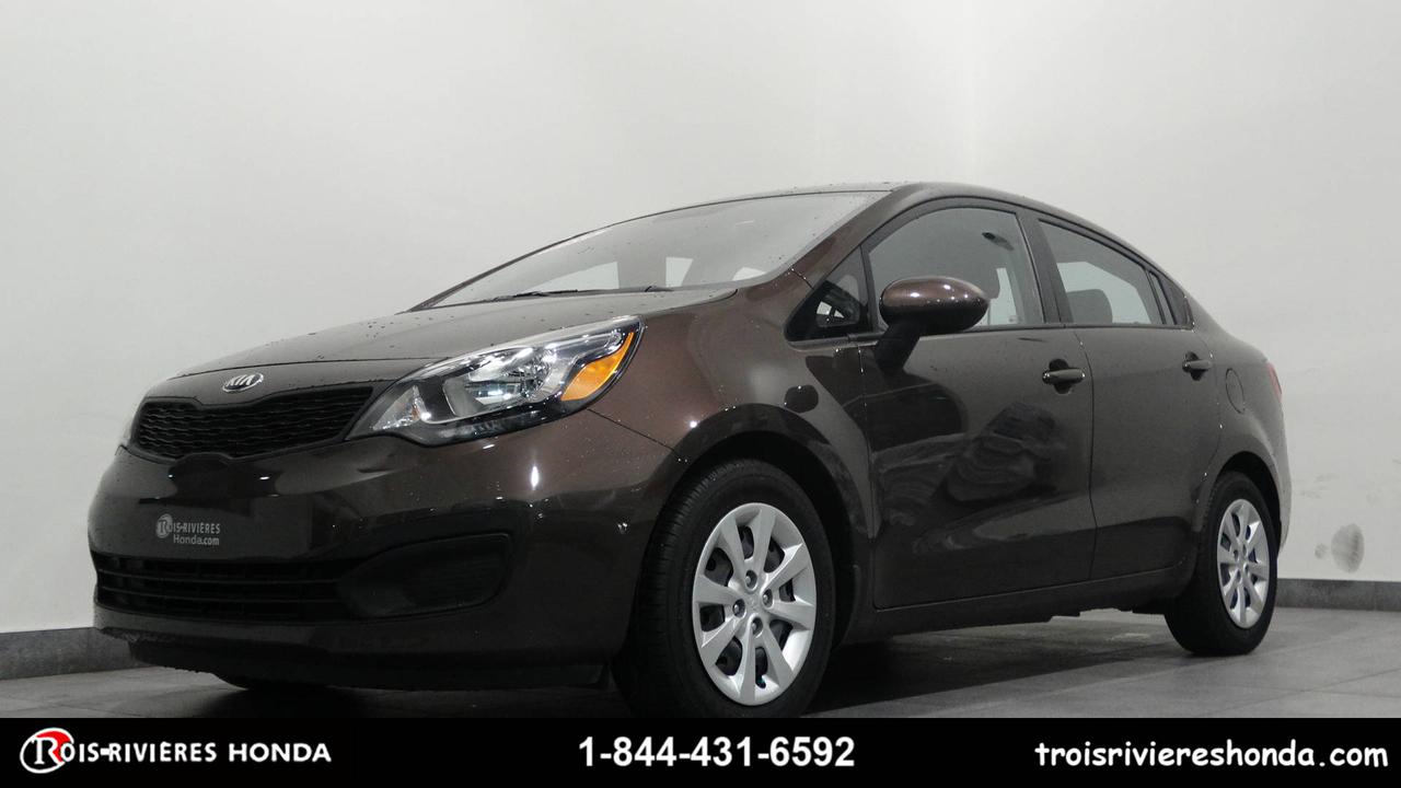 <a href=https://www.troisriviereshonda.com/occasion/Kia-Rio-2015.html>https://www.troisriviereshonda.com/occasion/Kia-Rio-2015.html</a>

Très propre,  régulateur de vitesse, bas kilométrage, miroirs électriques, port USB,  vitres électriques, commandes audio au volant, enjoliveurs de roues. Véhicule jamais accidenté et un seul propriétaire !!! Véhicule fiable et inspecté par nos experts, prêt à partir !!! Garantie prolongée disponible ainsi quéchange accepté. Lhistorique du rapport Carproof accompagne tous nos véhicules récents et bien entretenus.

Chez Trois-Rivières Honda, venez faire lessai de cette unité inspectée. Première, deuxième et troisième chance au crédit disponible. 

Contactez un conseiller doccasion ou faites une demande de crédit en ligne au www.troisriviereshonda.com

Exclusivités
Garantie de bon fonctionnement incluse sur tous nos véhicules.  Nous payons le maximum pour votre véhicule déchange + TPS & TVQ.  Évaluation gratuite effectuée par nos spécialistes. 
Plus de 300 véhicules de toutes marques en inventaire. Le plus grand choix de véhicules neufs et doccasion à Trois-Rivières.