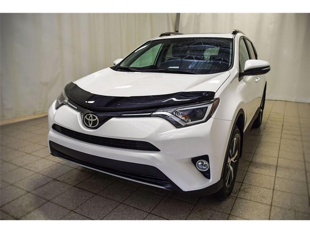 Used 2018 Toyota RAV4 Xle Awd, T.ouvrant for sale in Québec, QC