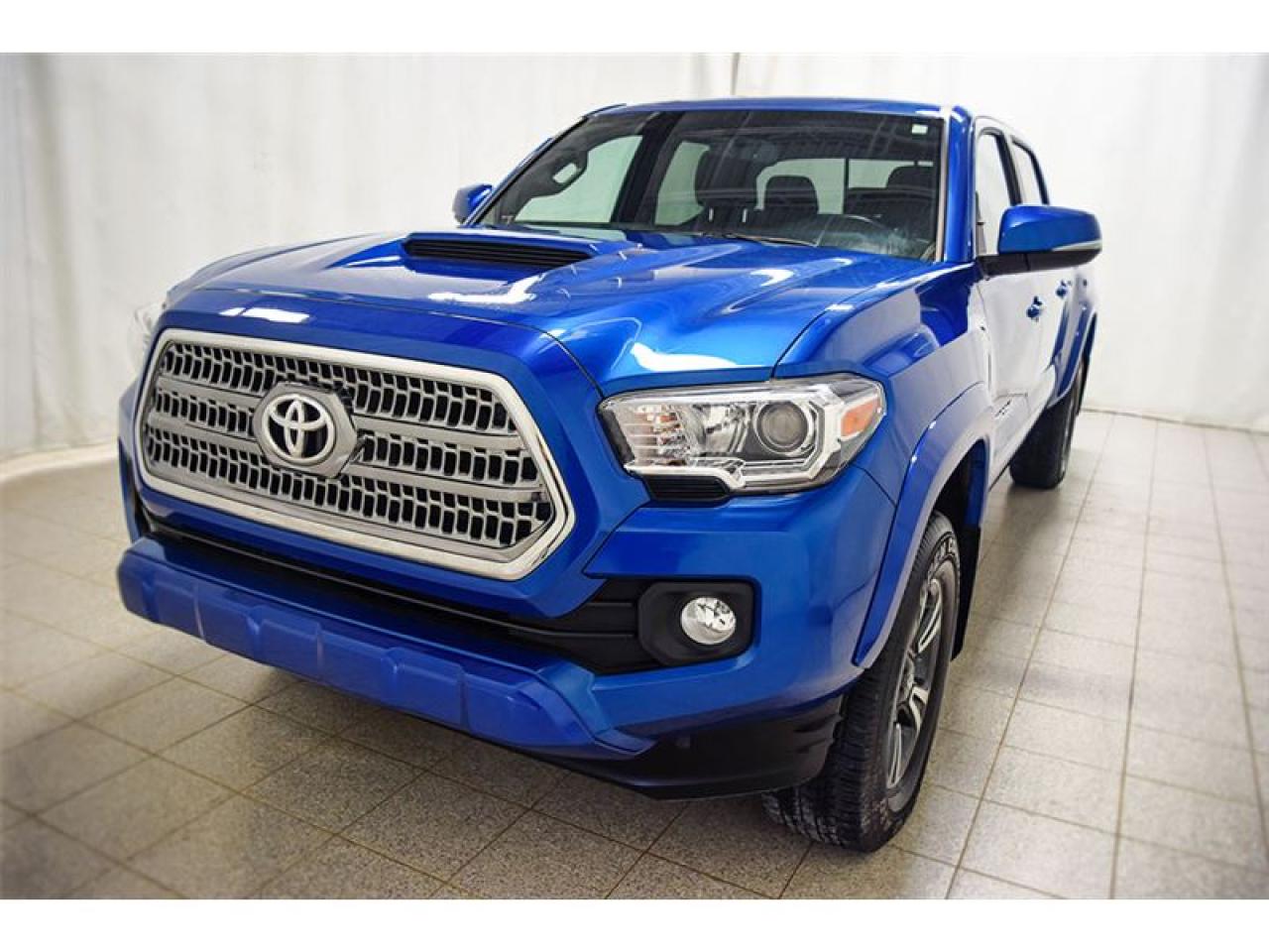 Used 2017 Toyota Tacoma Sport Trd Dbl Cab for sale in Québec, QC