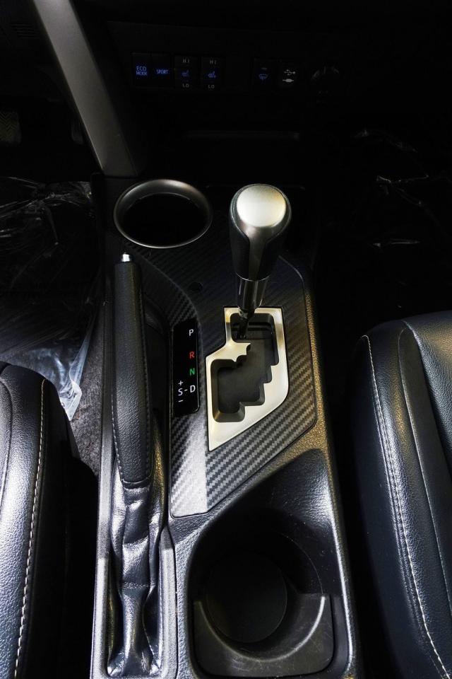 661700