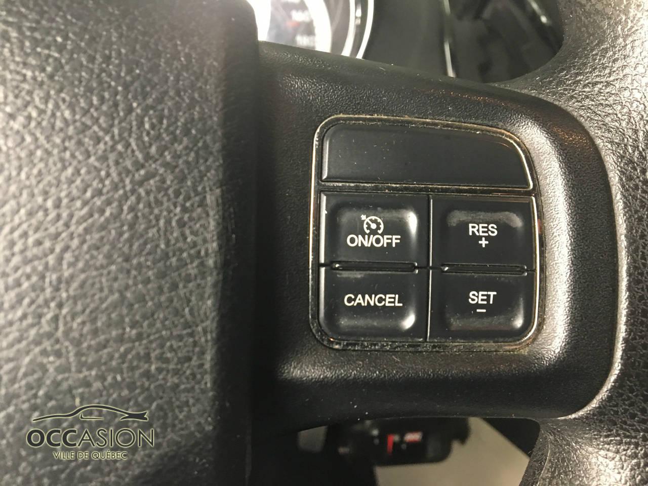 661785