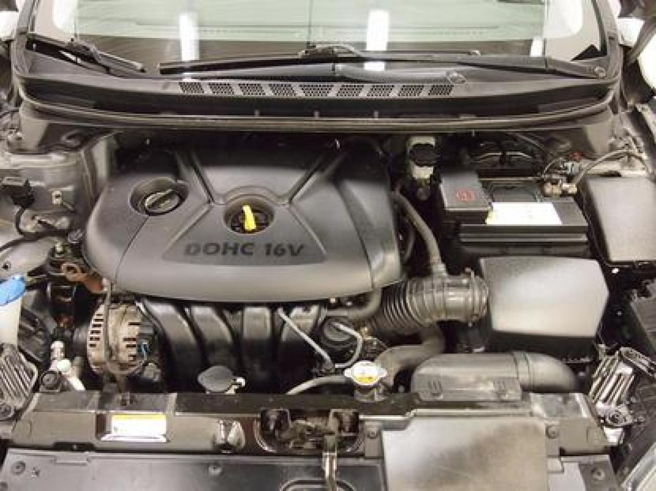 661808