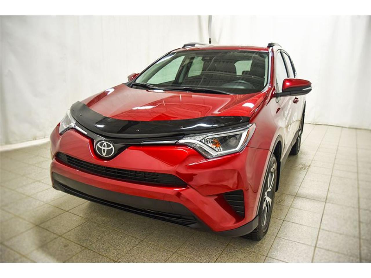 Used 2018 Toyota RAV4 Le Awd, Sieges Ch for sale in Québec, QC