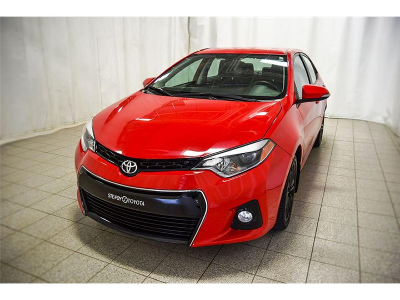 Used 2015 Toyota Corolla S 50e Anniv., Roue for sale in Québec, QC