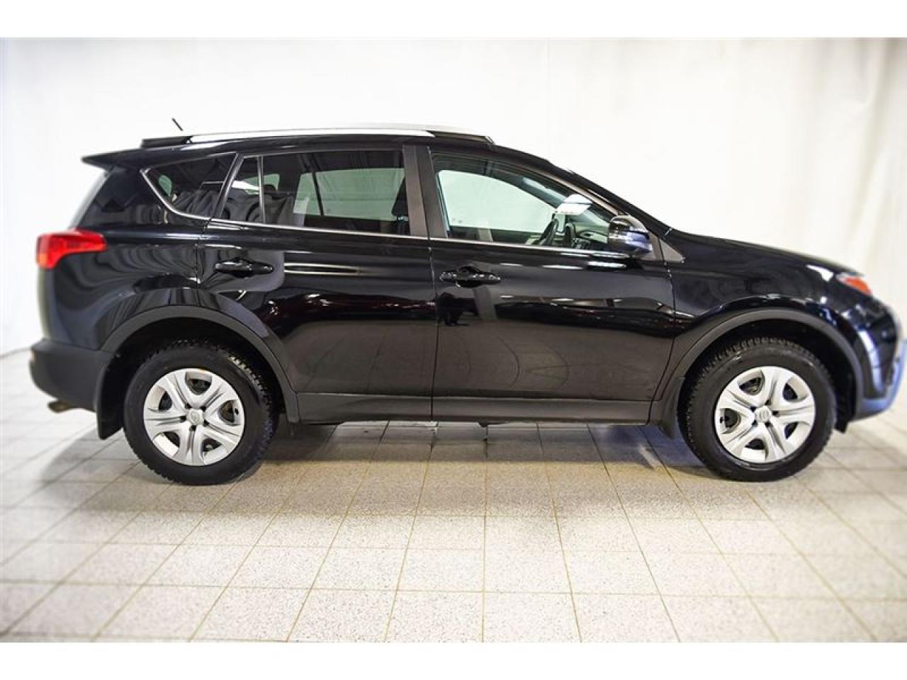Used 2015 Toyota RAV4 Le Awd, Sieges Ch for sale in Québec, QC