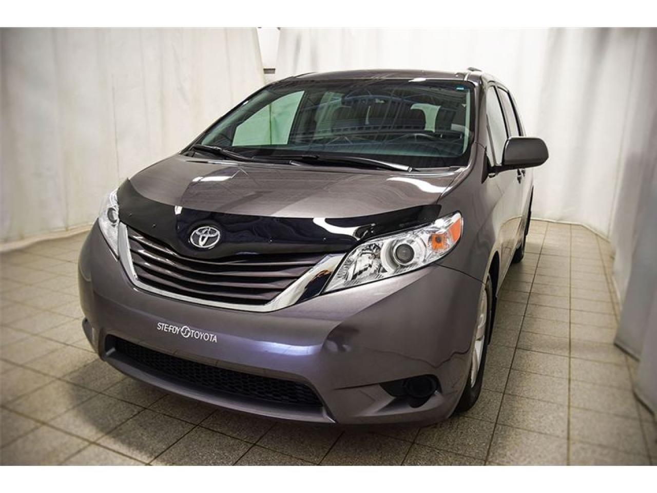 Used 2017 Toyota Sienna Le, 8 Passagers for sale in Québec, QC