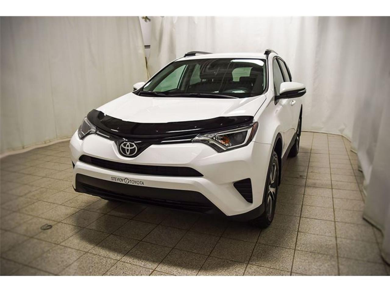 Used 2018 Toyota RAV4 Le Awd, Sieges Ch for sale in Québec, QC