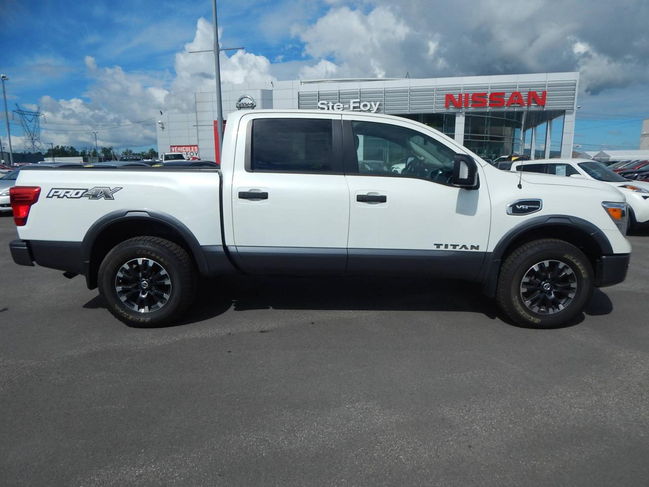 Used 2017 Nissan Titan PRO-4X cabine double 4RM for sale in Ste-Foy, QC