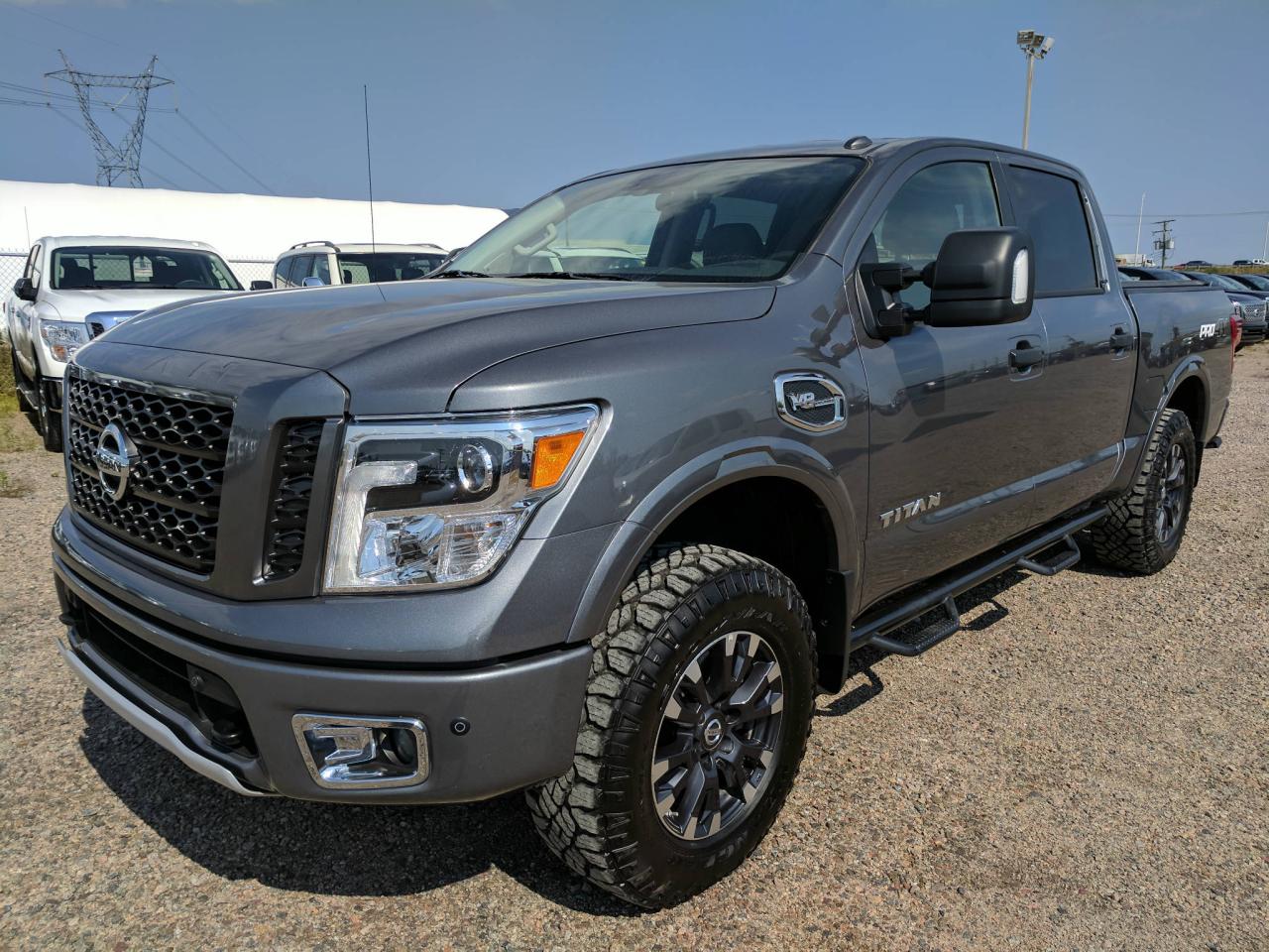 Used 2017 Nissan Titan PRO-4X cabine double 4RM for sale in Ste-Foy, QC