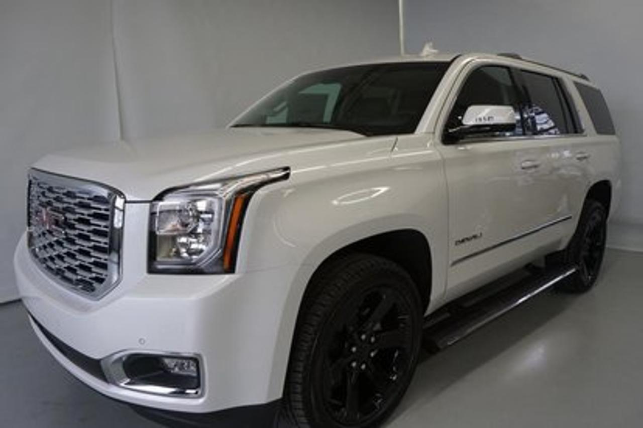 <a href=https://www.autoaubaine.com/GMC-Yukon-c6945490.html>https://www.autoaubaine.com/GMC-Yukon-c6945490.html</a>

GMC Yukon Denali  2018Régulateur de vitesse, Essuie-glaces intermittents, Freins ABS, Contrôle de stabilité, Coussin gonflable conducteur, Coussins gonflables latéraux, Démarreur à distance, Lecteur MP3, Intérieur en cuir, Siège mémoire, Volant ajustable, Marchepieds, Tapis protecteurs, Attelage remorque, Caméra de recul, Pédales ajustables, Rétroviseurs, Volant gainé de cuir, Rétroviseur électrique, Sièges arrières chauffants, Direction assistée, Sièges de troisième rangée, Rétroviseurs chauffants, Siège à réglage électrique, Coussins gonflables arrière pour la tête, Siège conducteur - soutien lombaire, Siège passager - soutien lombaire, Siège refroidissant, Démarrage sans clé, Freins à disque, Sièges chauffants - Avant, Antipatinage, Phares antibrouillards, Système de surveillance de la pression des pneus, Sièges baquets, Technologie Bluetooth intégrée, Climatisation arrière, Roue de secours - Temporaire, Rétroviseur à atténuation automatique, Surveillance de langle mort, Climatisation, Volant chauffant