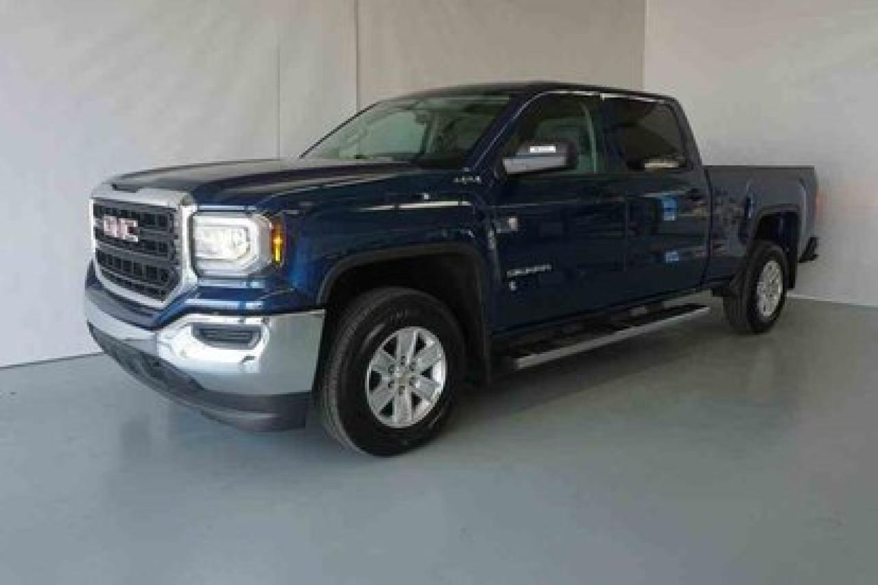 Used 2018 GMC Sierra 1500 Base, Crew Cab for sale in Repentigny, QC