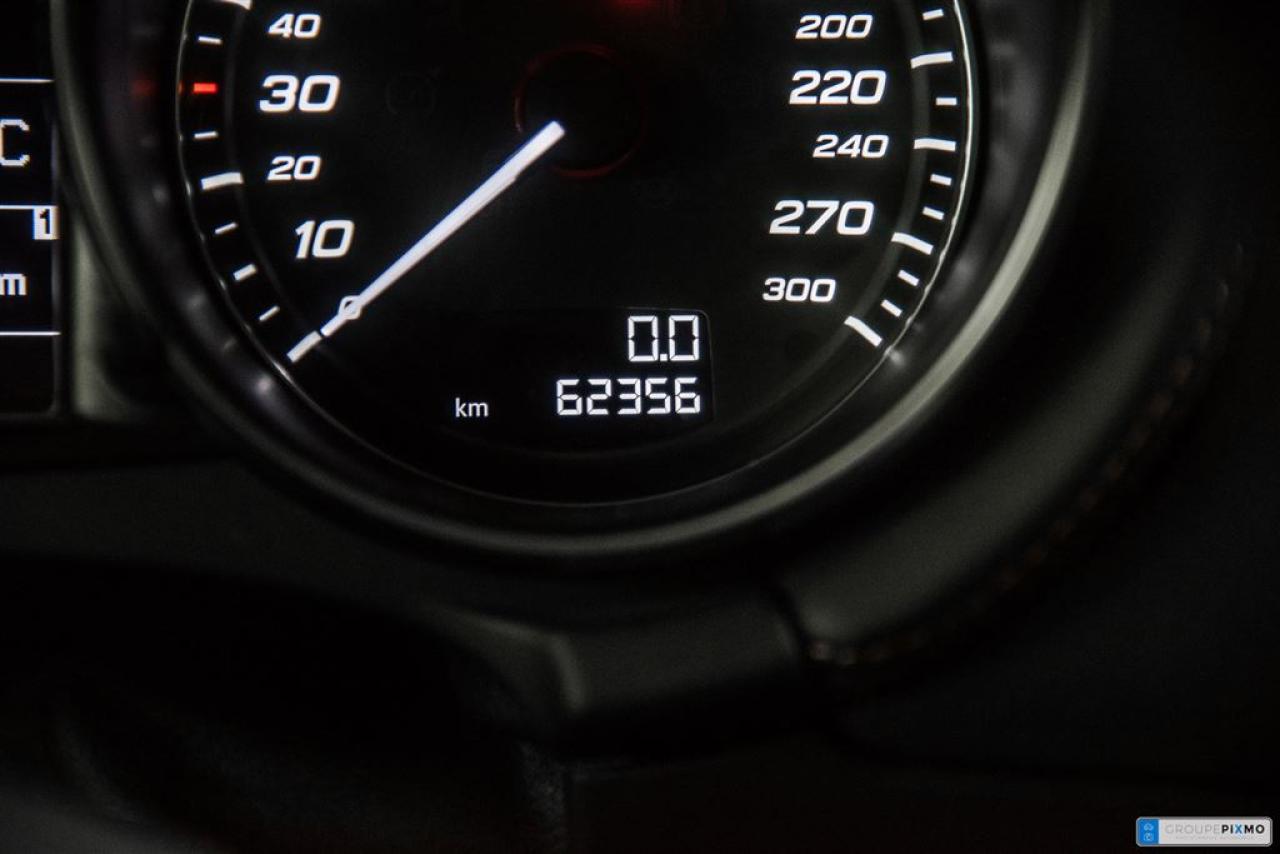 662323
