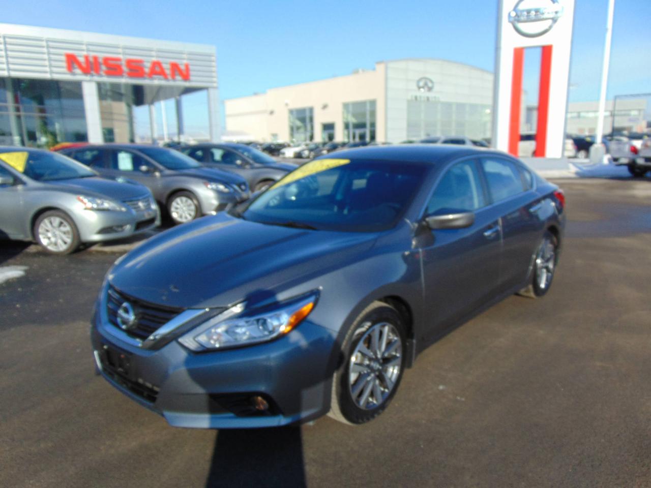 Used 2017 Nissan Altima SV 2.5 for sale in Ste-Foy, QC