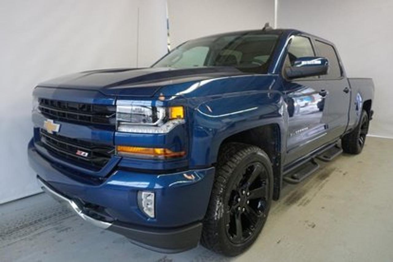 <a href=https://www.autoaubaine.com/Chevrolet-Silverado 1500-c6992657.html>https://www.autoaubaine.com/Chevrolet-Silverado 1500-c6992657.html</a>

Chevrolet Silverado 1500 LT, Crew Cab  2018Régulateur de vitesse, Freins ABS, Contrôle de stabilité, Coussin gonflable conducteur, Coussins gonflables latéraux, Lecteur CD, Lecteur MP3, Volant ajustable, Tapis protecteurs, Caméra de recul, Volant gainé de cuir, Rétroviseur électrique, Direction assistée, Rétroviseurs chauffants, Coussins gonflables arrière pour la tête, Freins à disque, Antipatinage, Système de surveillance de la pression des pneus, Technologie Bluetooth intégrée, Roue de secours - Temporaire, Climatisation