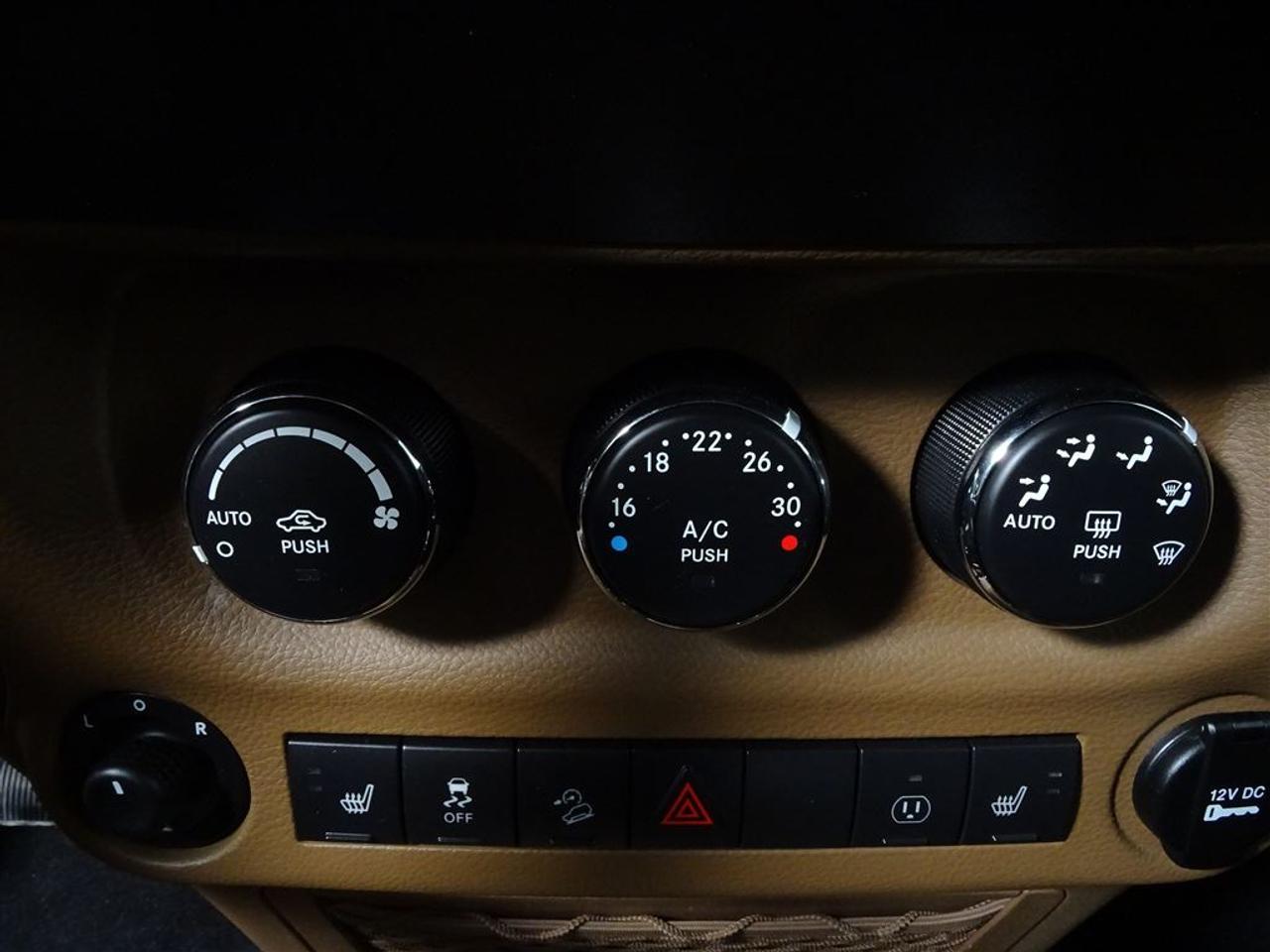 662495.11642564