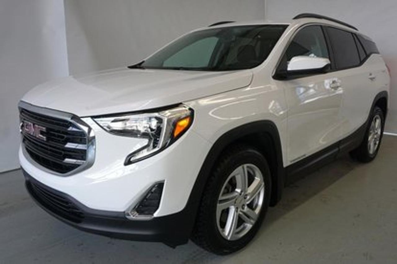 <a href=https://www.autoaubaine.com/GMC-Terrain-c6984075.html>https://www.autoaubaine.com/GMC-Terrain-c6984075.html</a>

GMC Terrain SLE-1, AWD  2018Régulateur de vitesse, Freins ABS, Contrôle de stabilité, Coussin gonflable conducteur, Coussins gonflables latéraux, Démarreur à distance, Lecteur MP3, Tapis protecteurs, Caméra de recul, Volant gainé de cuir, Phares automatiques, Rétroviseur électrique, Rétroviseurs chauffants, Siège à réglage électrique, Coussins gonflables arrière pour la tête, Sièges tissu, Siège conducteur - soutien lombaire, Démarrage sans clé, Freins à disque, Sièges chauffants - Avant, Antipatinage, Système de surveillance de la pression des pneus, Sièges baquets, Technologie Bluetooth intégrée, Rétroviseur à atténuation automatique, Aluminium, Climatisation