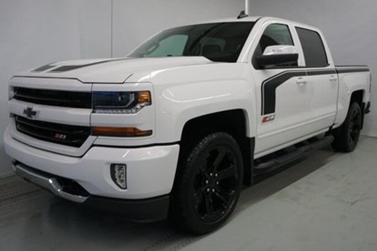 <a href=https://www.autoaubaine.com/Chevrolet-Silverado 1500-c6964946.html>https://www.autoaubaine.com/Chevrolet-Silverado 1500-c6964946.html</a>

Chevrolet Silverado 1500 LT, Rally-2, Crew Cab, S/Box  2018Régulateur de vitesse, Freins ABS, Contrôle de stabilité, Coussin gonflable conducteur, Coussins gonflables latéraux, Lecteur CD, Lecteur MP3, Volant ajustable, Tapis protecteurs, Caméra de recul, Volant gainé de cuir, Rétroviseur électrique, Direction assistée, Rétroviseurs chauffants, Coussins gonflables arrière pour la tête, Freins à disque, Antipatinage, Système de surveillance de la pression des pneus, Technologie Bluetooth intégrée, Roue de secours - Temporaire, Climatisation