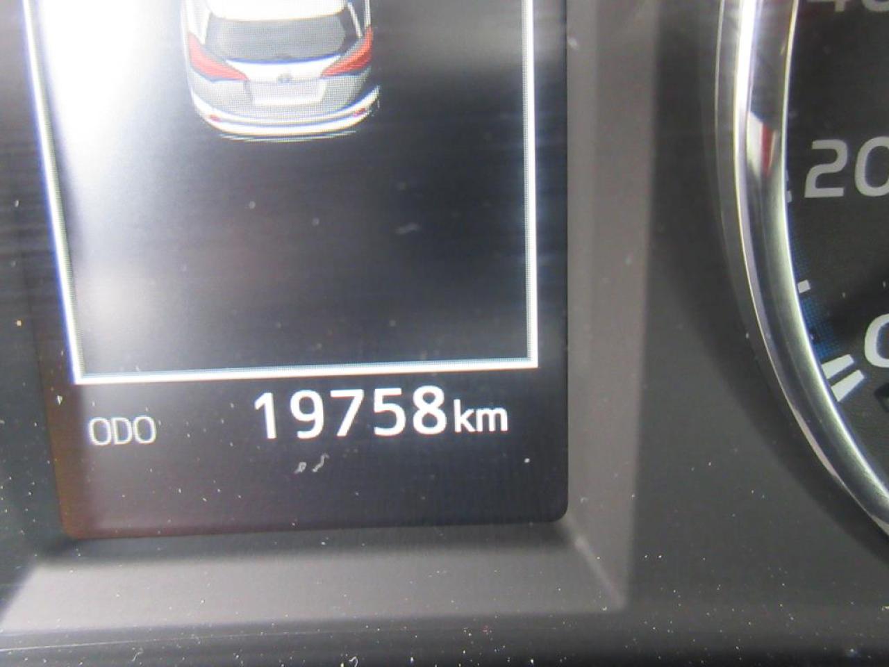 662729