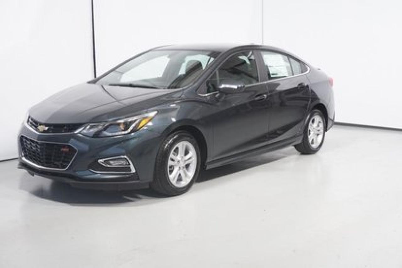 Used 2018 Chevrolet Cruze LT for sale in Repentigny, QC