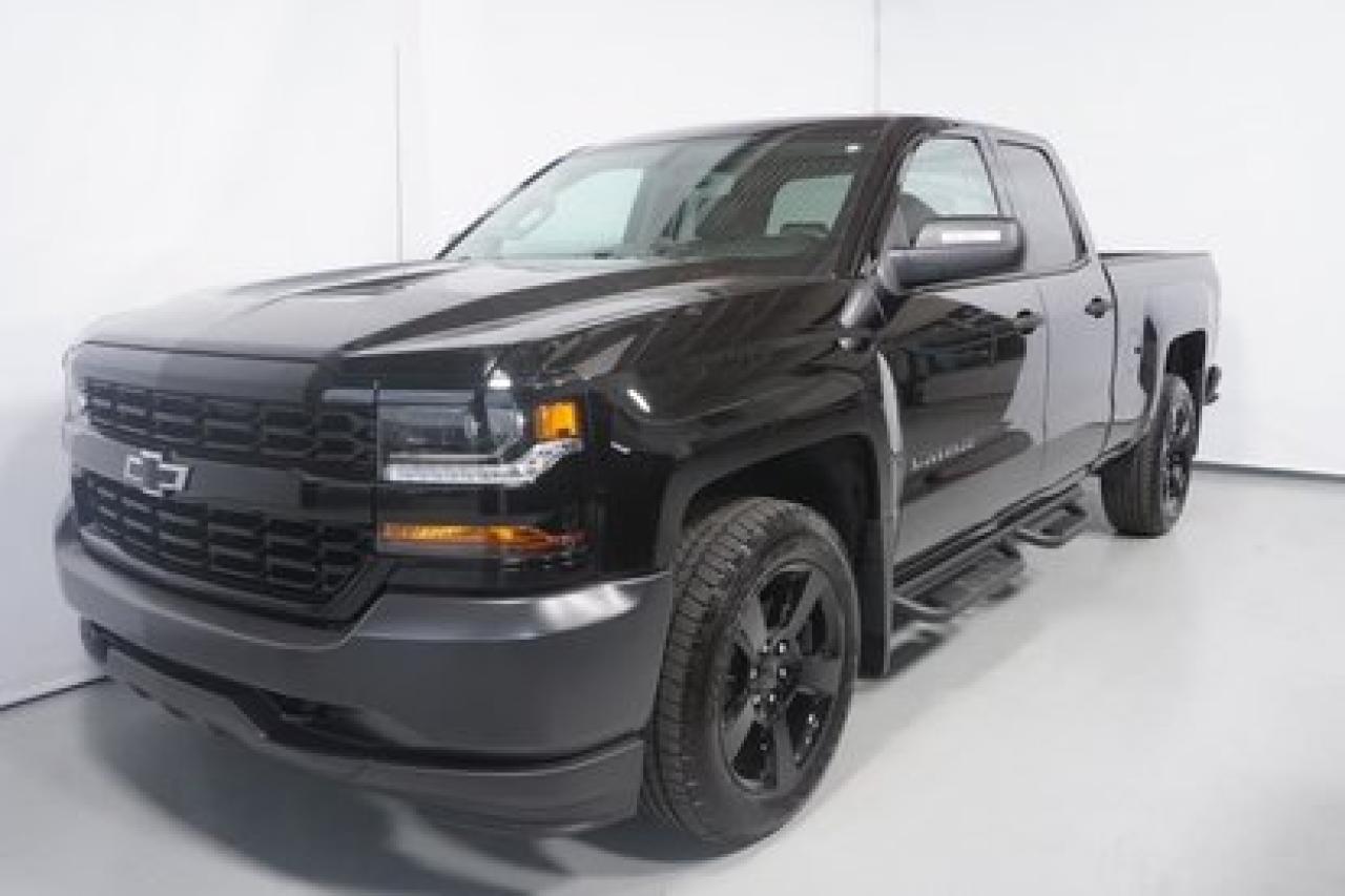 Used 2018 Chevrolet Silverado 1500 Wt, Black Out for sale in Repentigny, QC