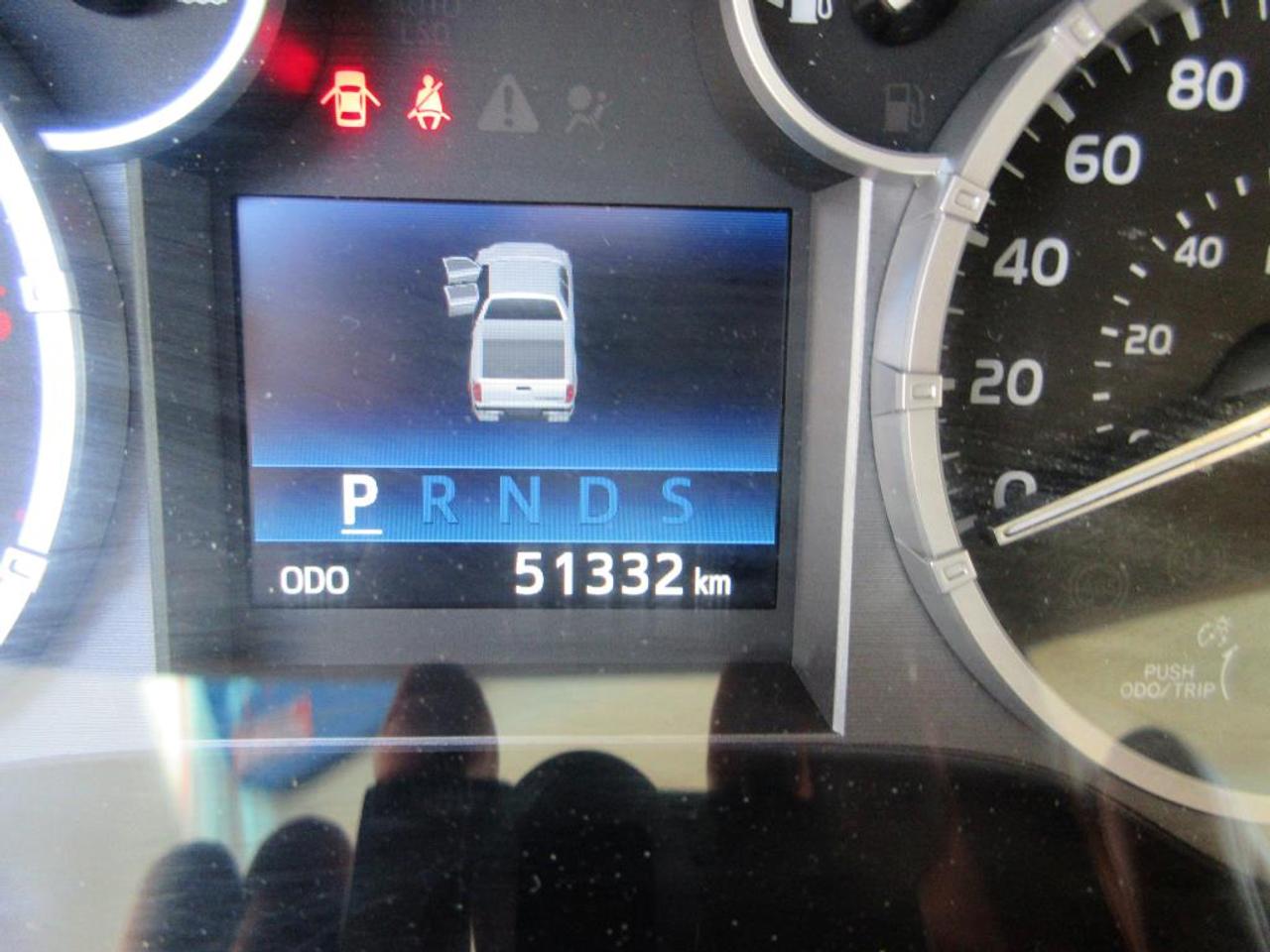 662797.11648352