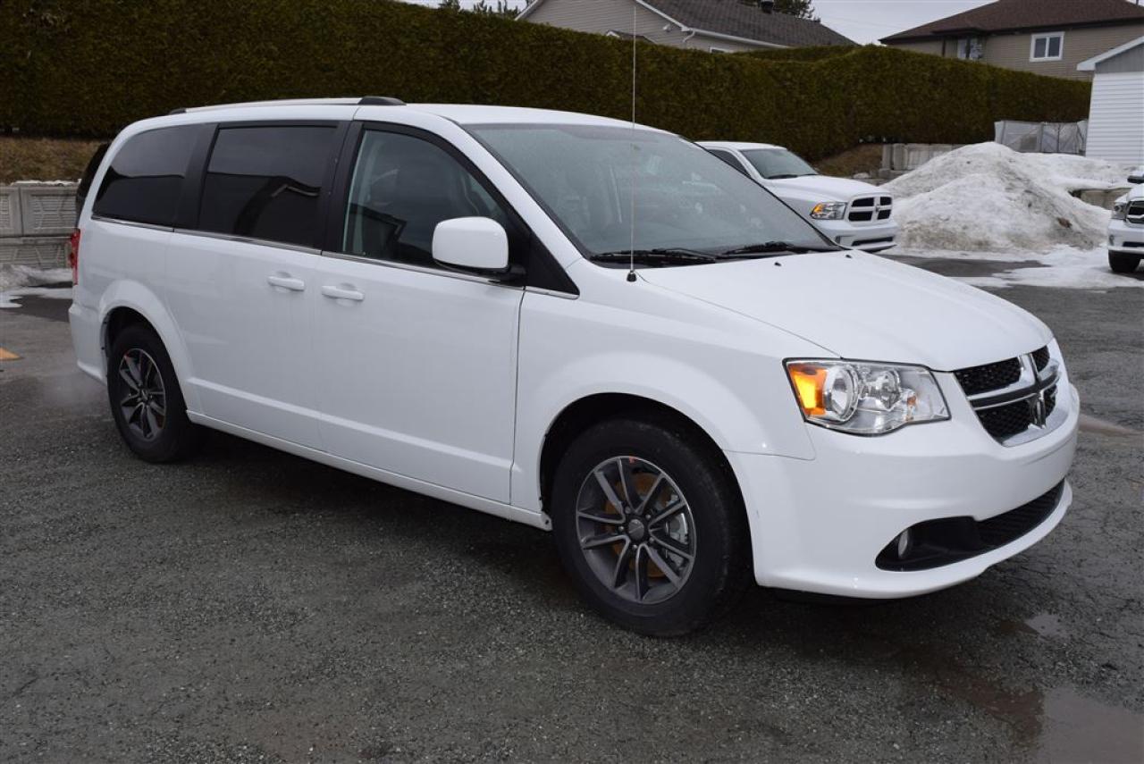 Used 2017 Dodge Grand Caravan Premium for sale in Sherbrooke, QC