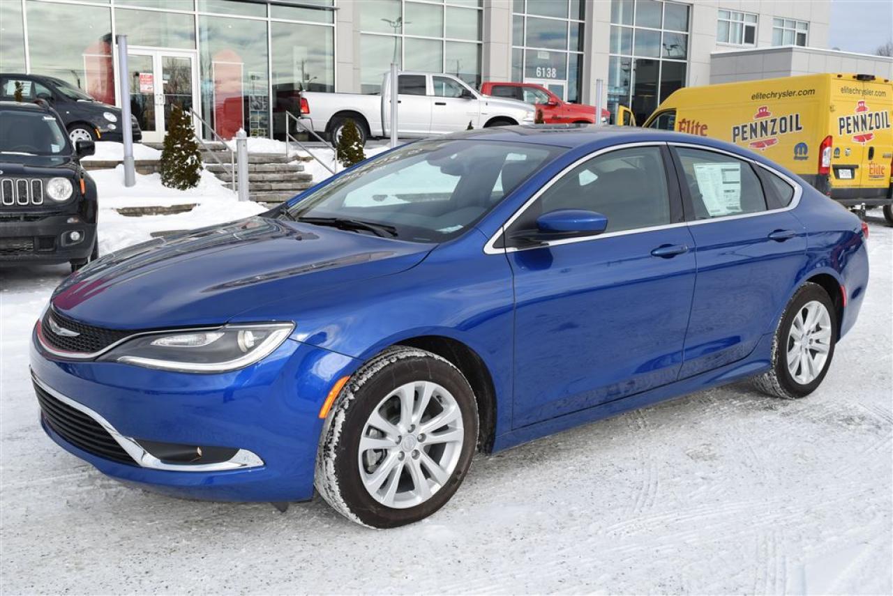 Used 2016 Chrysler 200 Ltd+démarreur+blueto for sale in Sherbrooke, QC