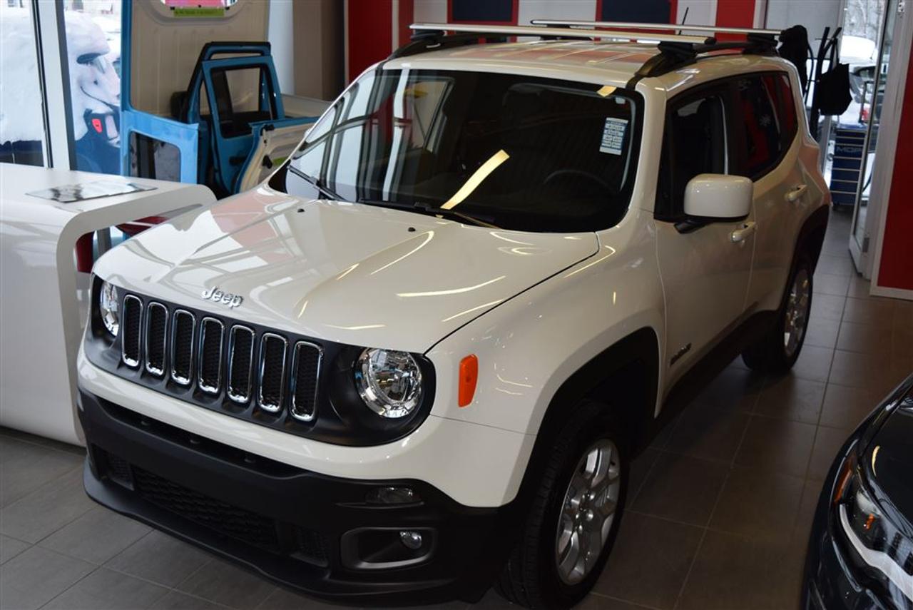 <a href=https://www.elitechrysler.com/occasion/Jeep-Renegade-2017.html>https://www.elitechrysler.com/occasion/Jeep-Renegade-2017.html</a>

Vive la neige Profitez de ce Rabais et Profitez de lhiver, 2017 Jeep Renegade North 4x4, démarreur à distance, caméra de recul, garantie du manufacturier, (illustré avec support de toit en sus)  Auto, à vendre Chez Élite Chrysler Jeep Dodge Ram, le plus grand choix en inventaire. À Sherbrooke en Estrie   Possibilité de Livraison partout au Québec !!!!!!  Pour plus de détails, pour un essai routier ou même lachat, Communiquer avec lun de nos conseillers en vente sans frais au 1-888-647-5468.  Financement sur place. (1ère et 2ième Chance)