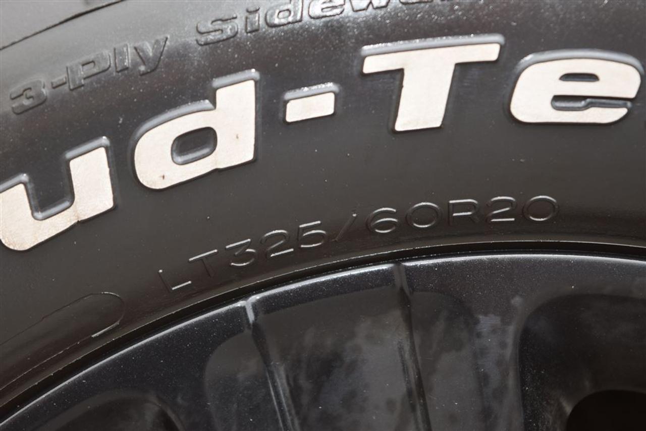662983.11651317