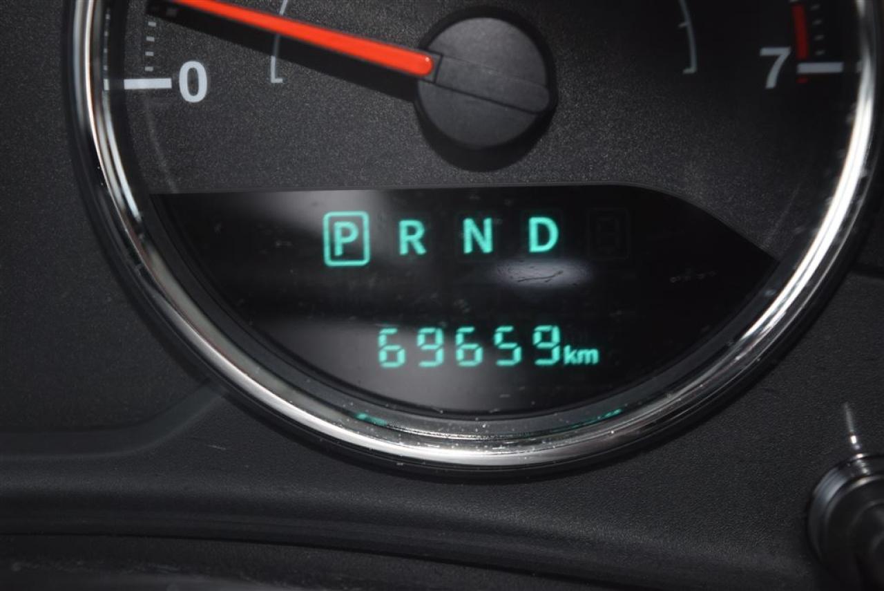 663002