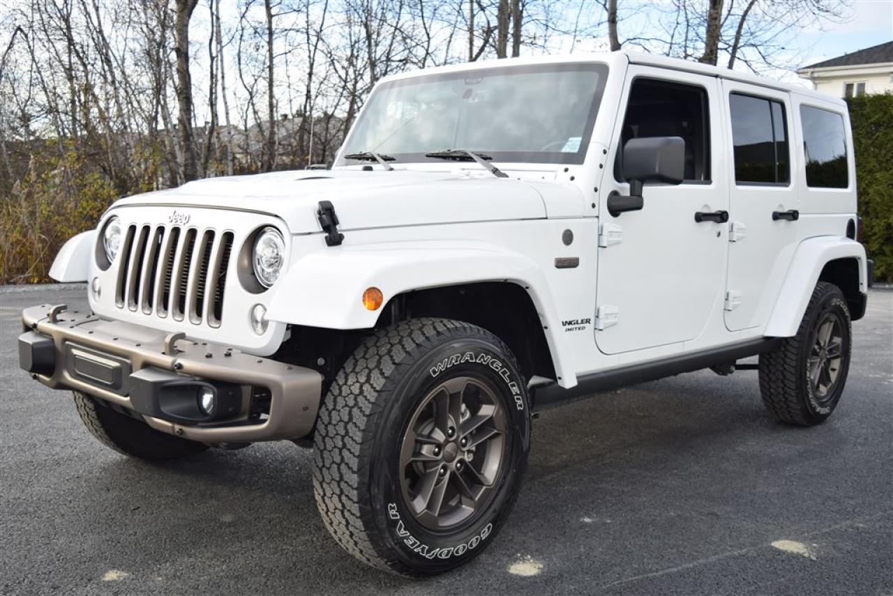 Used 2017 Jeep Wrangler Sahara for sale in Sherbrooke, QC