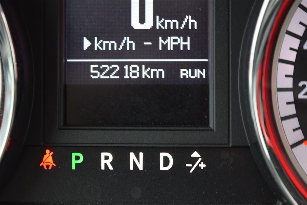 663041.11652360