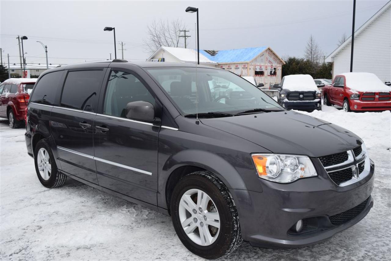 Used 2016 Dodge Grand Caravan Crew for sale in Sherbrooke, QC