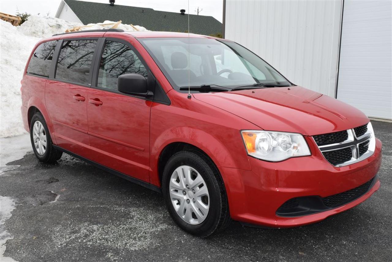 Used 2013 Dodge Grand Caravan Sxt+7 for sale in Sherbrooke, QC