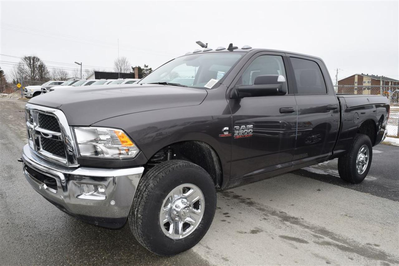 Used 2018 Ram 3500 Slt Diesel+ram Box for sale in Sherbrooke, QC