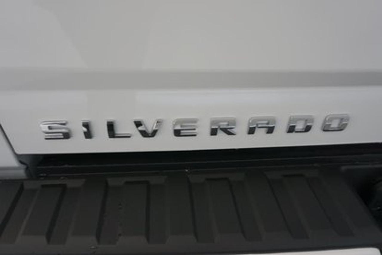 663086.11653300