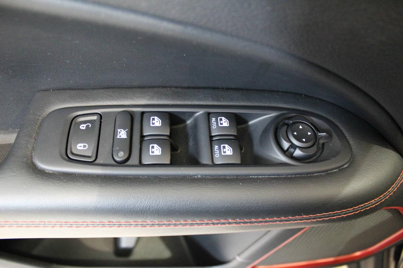 663089.11653375