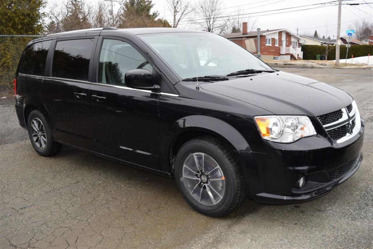 Used 2017 Dodge Grand Caravan  for sale in Sherbrooke, QC