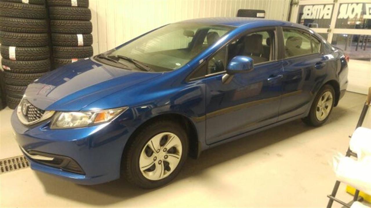 Used 2013 Honda Civic LX for sale in Gatineau, QC
