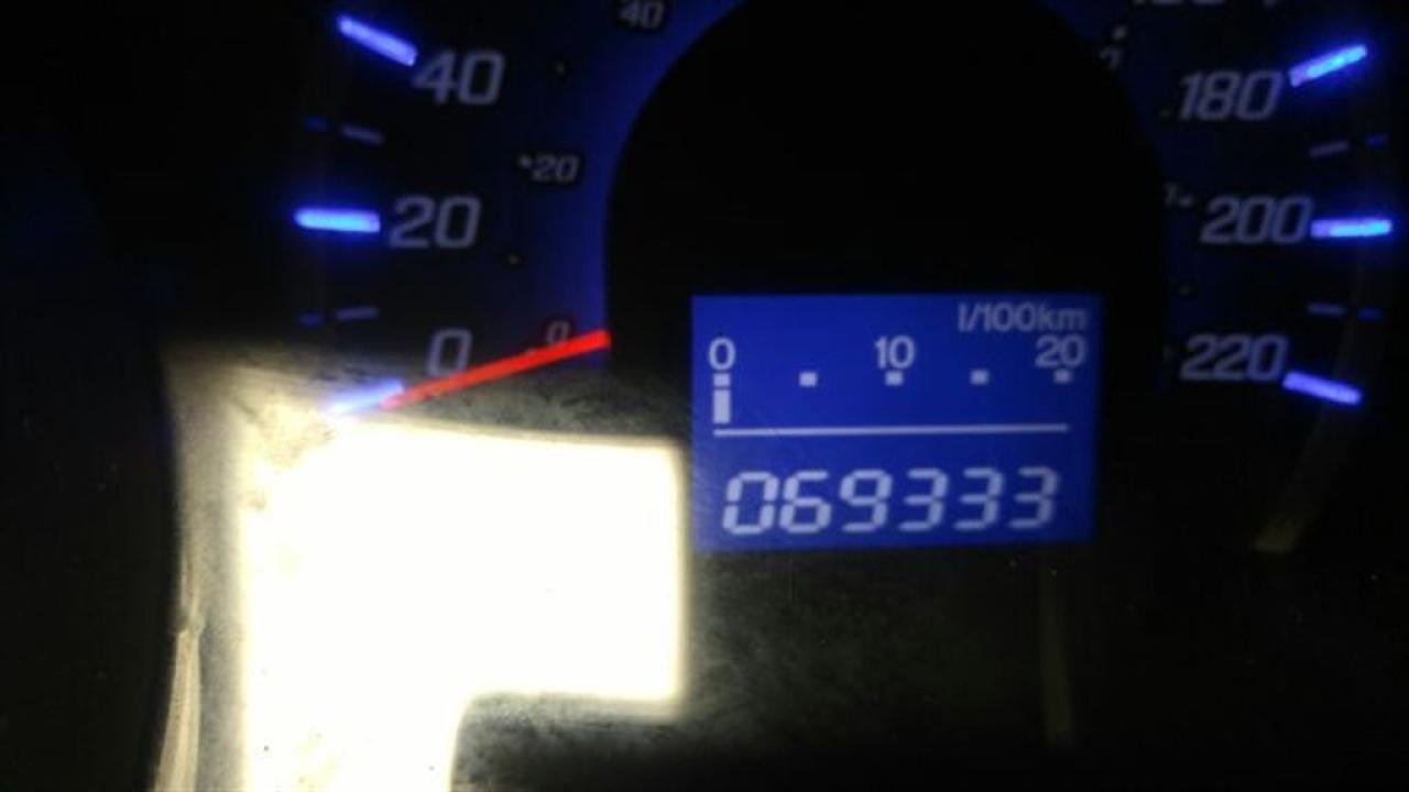 663105
