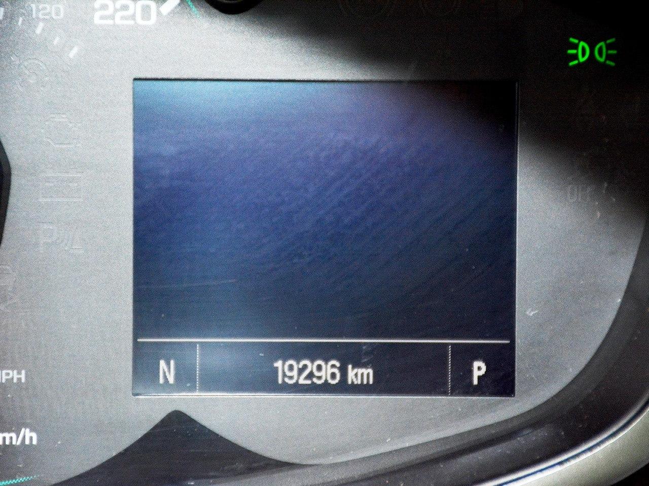 663126