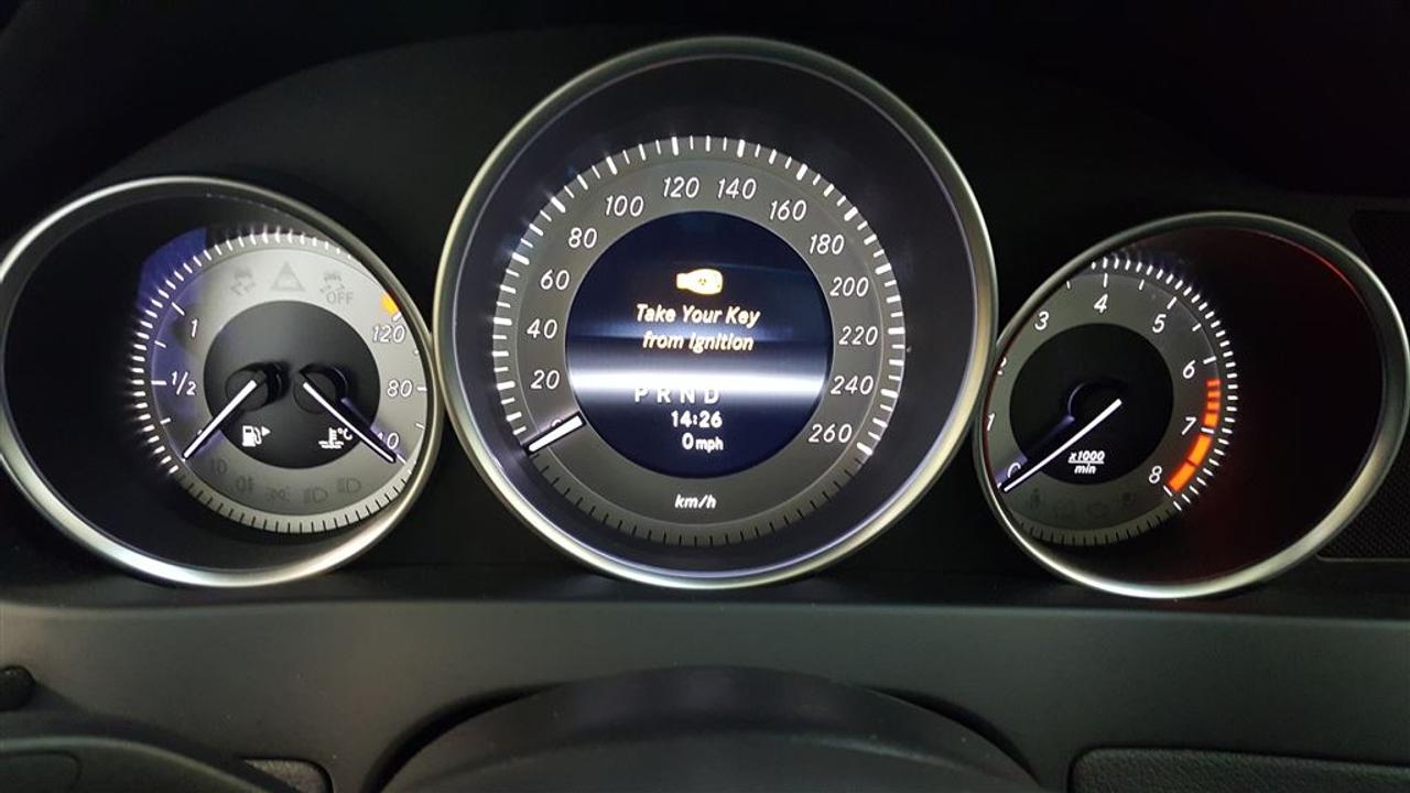 663151.11654293