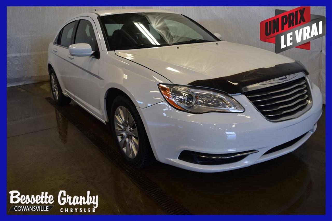 Used 2014 Chrysler 200 Lx - Bluetooth for sale in Granby, QC