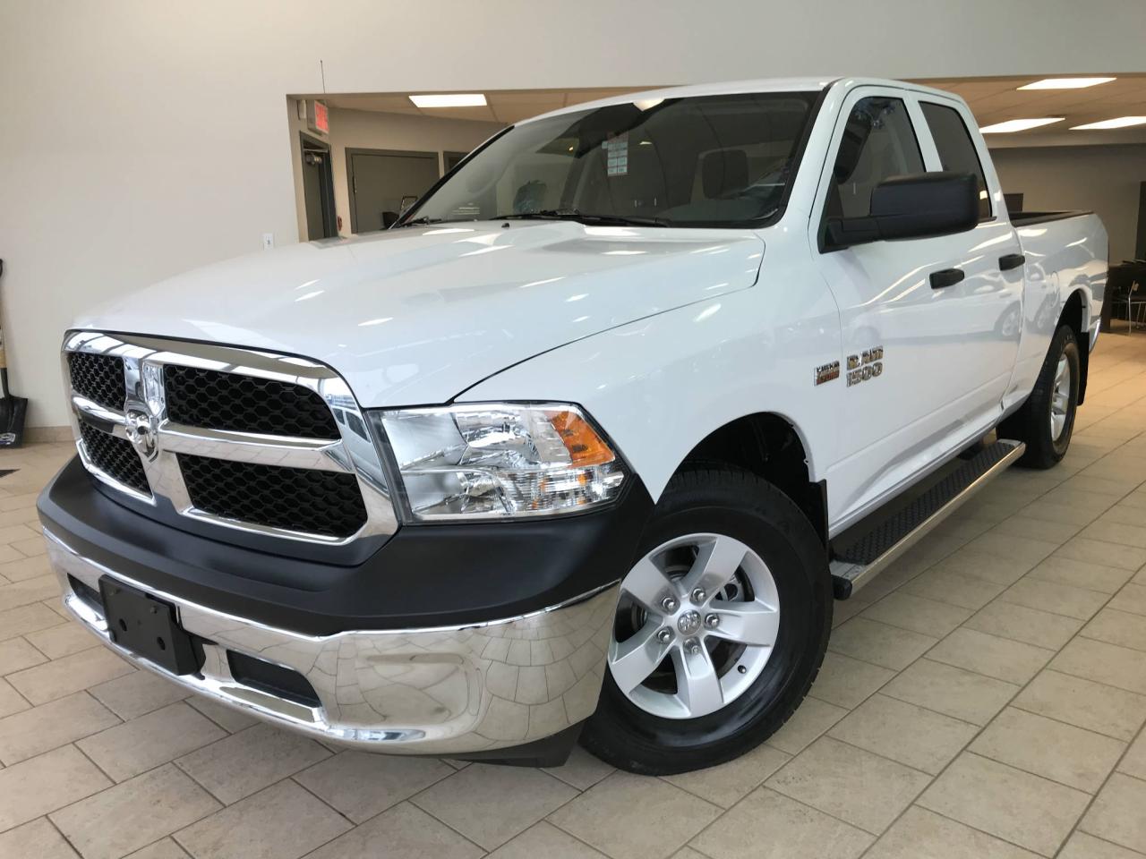 Used 2015 Ram 1500 Ram 1500 ST Quad CAB HEMI 5.7 GR. ELECTR for sale in Pointe-Aux-Trembles, QC