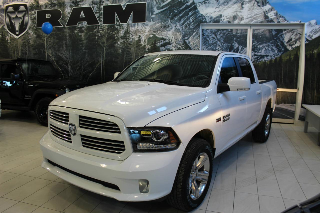 Used 2017 Dodge Ram 1500 SPORT CREW 4X4 for sale in Laval, QC