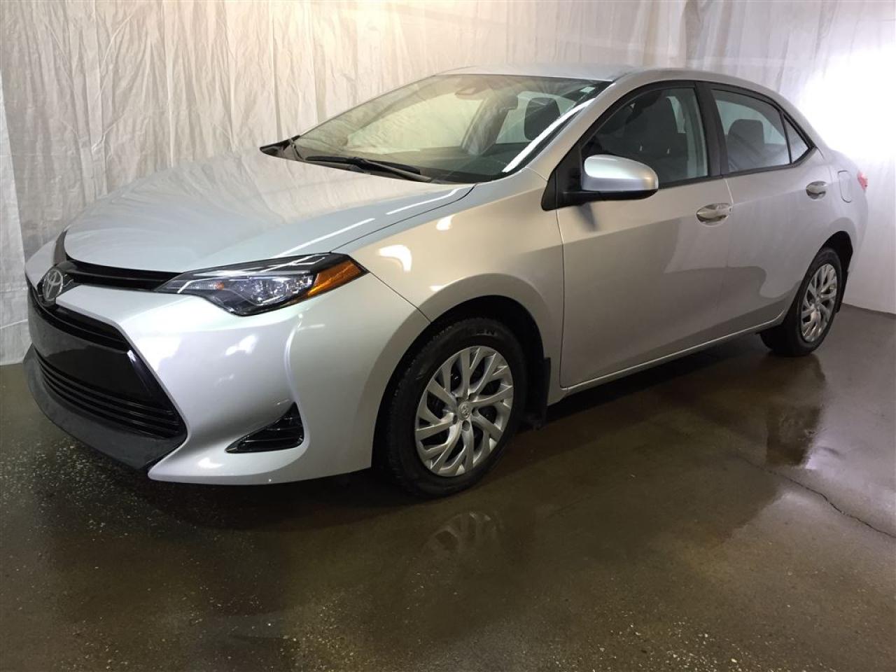Used 2017 Toyota Corolla LE for sale in Granby, QC