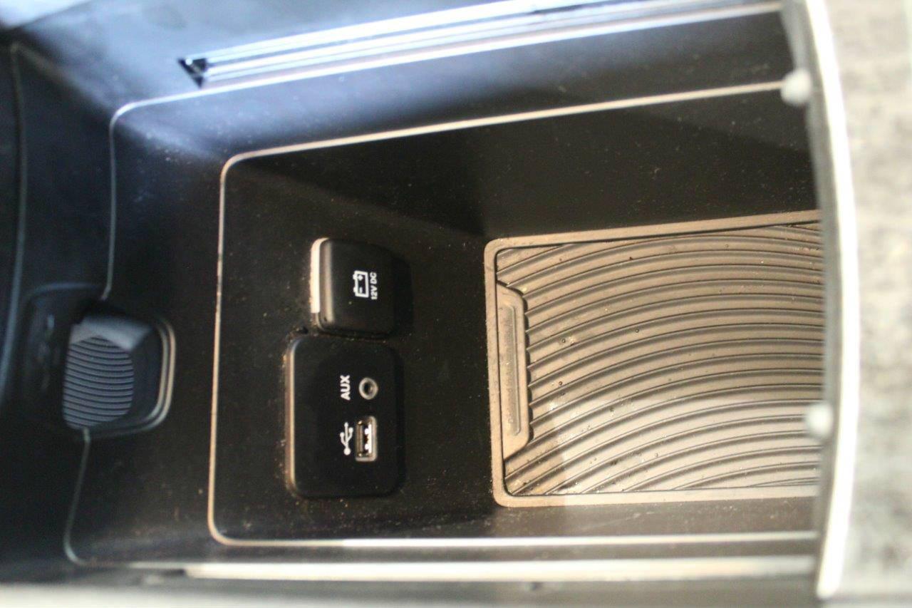 663218