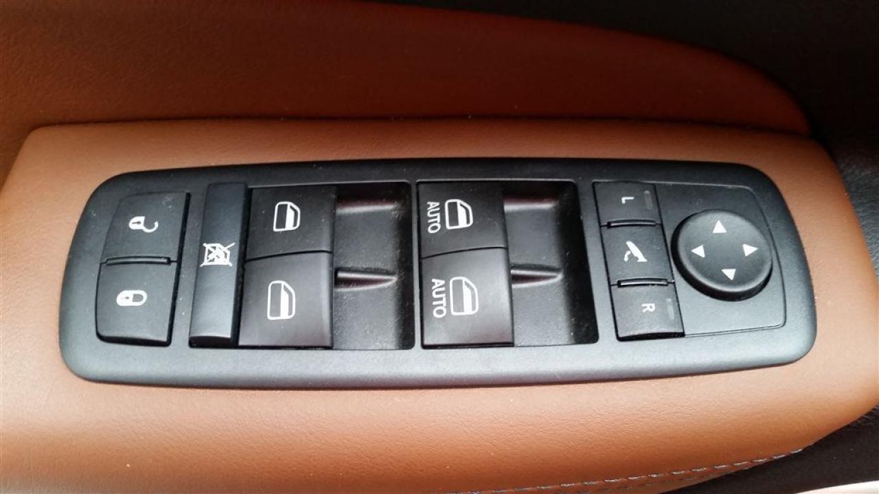 663219